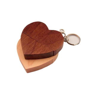 LD186ME-16GB, USB en madera con forma de Corazón