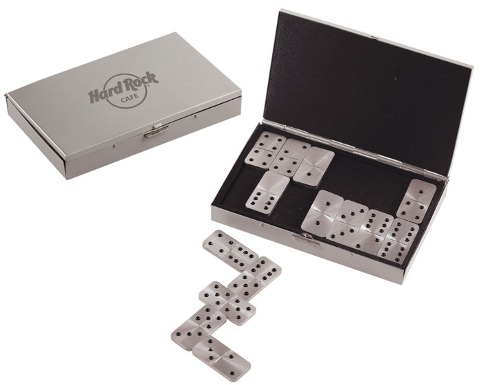 EN3365, Mini estuche de dominó con piezas en aluminio grabadas. La caja cierra a presión.